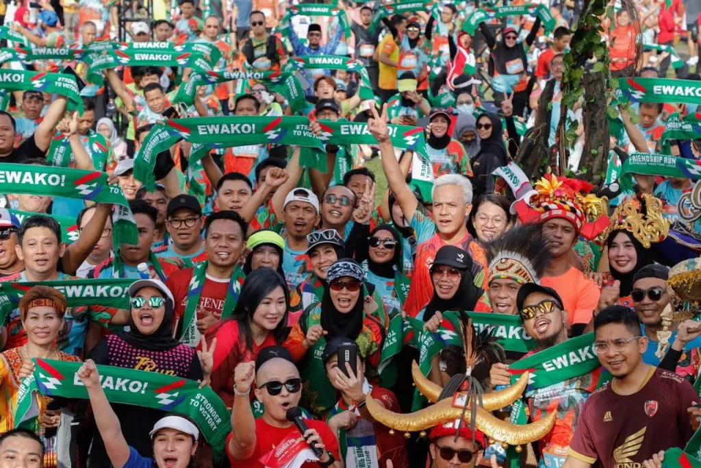 Warga Antusias Lari Bareng Ganjar