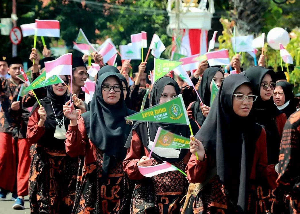 Gubernur Khofifah Beri Bonus Seluruh Anggota Kafilah Jatim