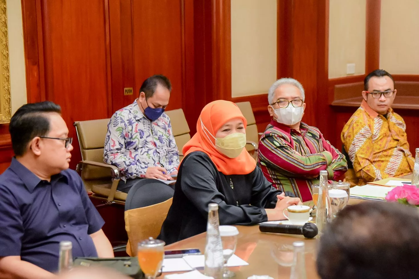 Gubernur Khofifah Tetapkan Kenaikan UMP Jatim 2023 Sebesar 7,8%