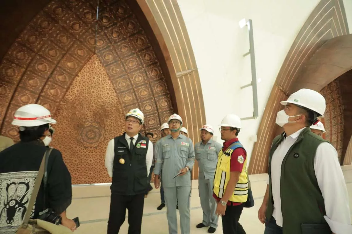 Masjid Raya Al Jabbar Segera Diresmikan, Kapasitas 33.000 Jemaah