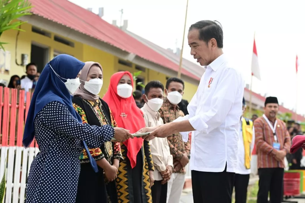 Presiden Jokowi Resmikan Huntap Pascabencana Seroja di Provinsi NTB