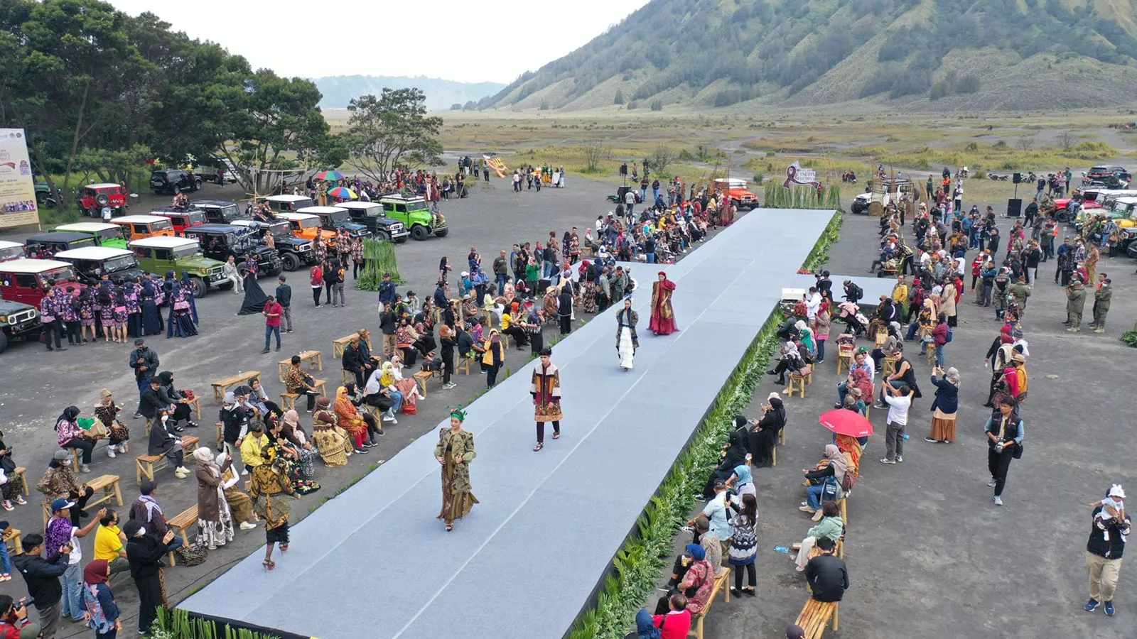 Pemprov Jatim Gelar East Java Fashion Harmony (EJFH) di Bromo