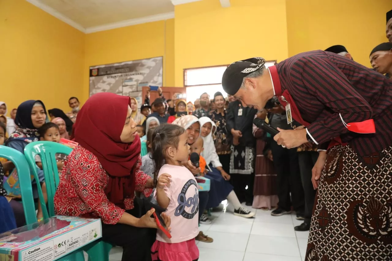 Ganjar Kucurkan Rp148 Miliar Dana Hibah kepada 2.230 Penerima
