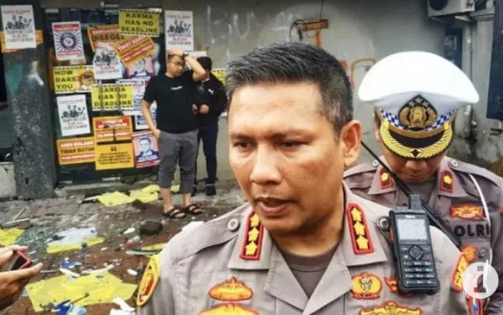 Tiga orang terluka akibat kericuhan saat aksi unjuk rasa Aremania