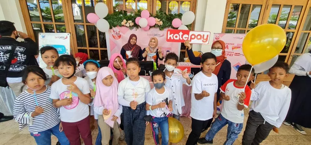 408.792 Anak Surabaya Sudah Kantongi KIA, Bisa Digunakan Bayar Suroboyo Bus hingga Katepay