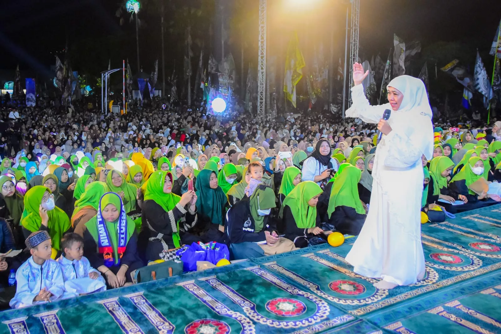 Festival Ramadan GenZI, Gubernur Khofifah : Tumbuhkan Kecintaan Kalangan Milenial Pada Masjid