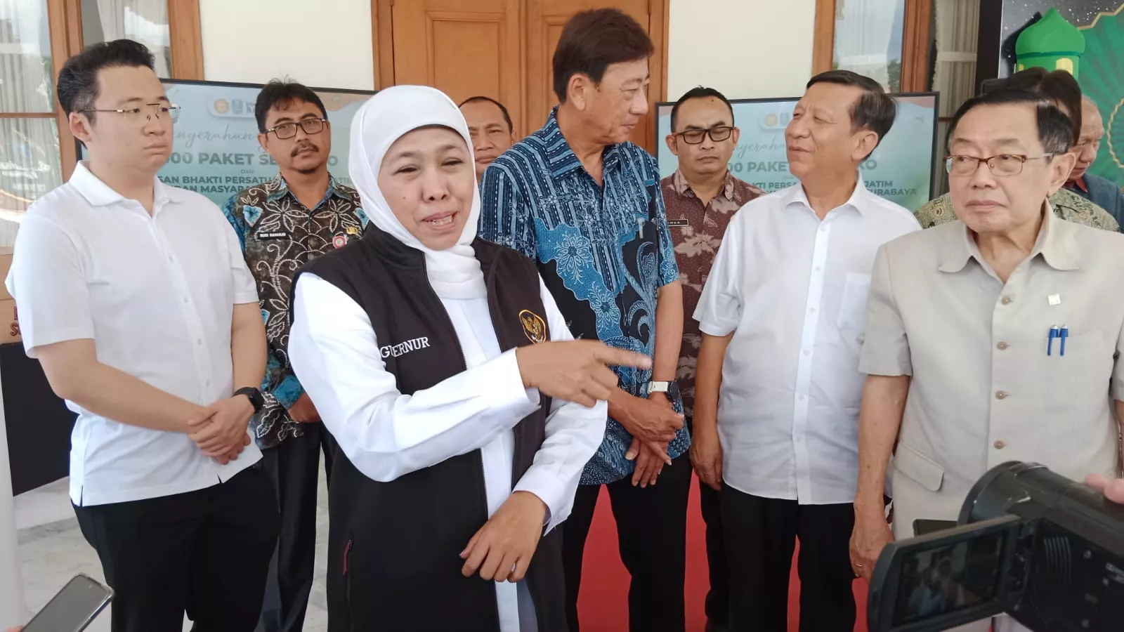 Gubernur Khofifah Imbau Pengusaha Bayarkan THR Paling Lambat 7 Hari Sebelum Hari Raya