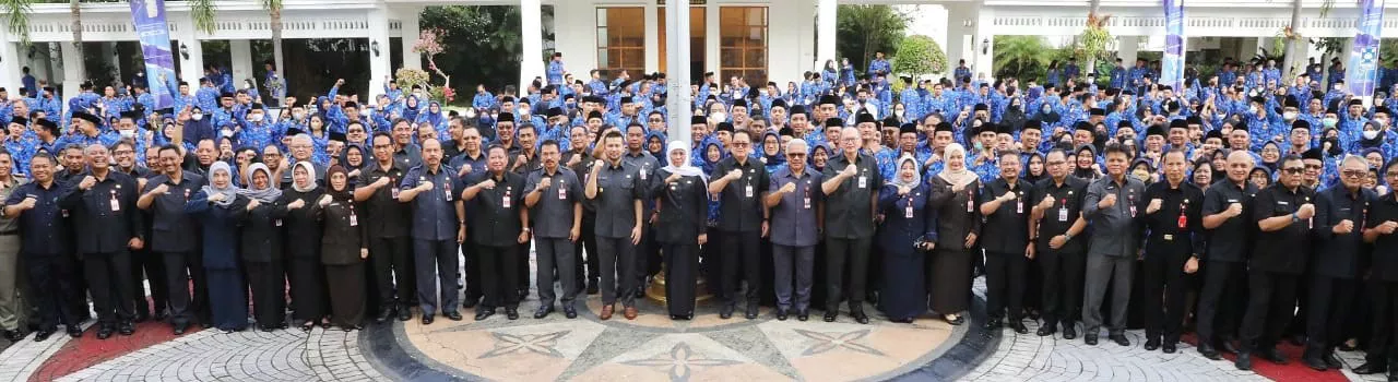 Gubernur Khofifah Larang ASN Pemprov Jatim Mudik Gunakan Mobil Dinas