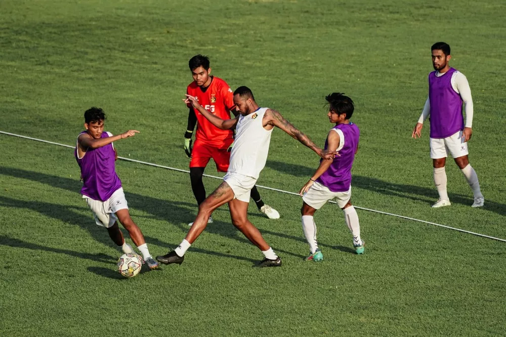 Persik Genjot Kondisi Fisik Pemain