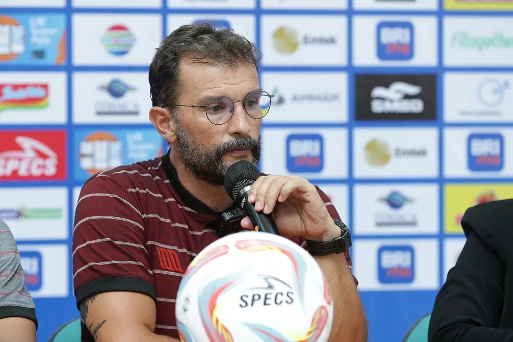 Persis Dihantam Badai Cedera, Leonardo Medina Punya Banyak Opsi