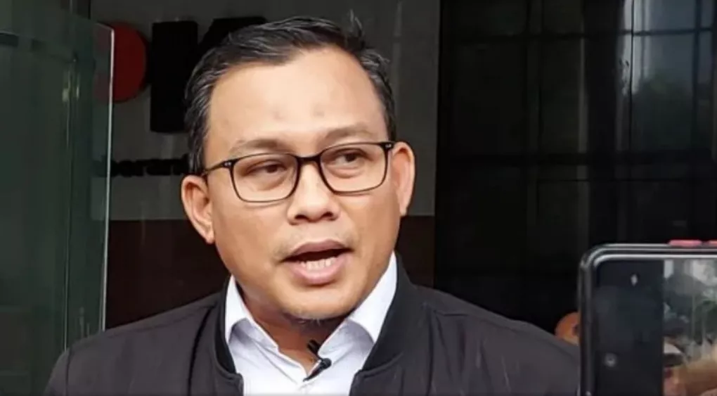 KPK Cabut Pembantaran dan Kembali Tahan Lukas Enembe di Rutan