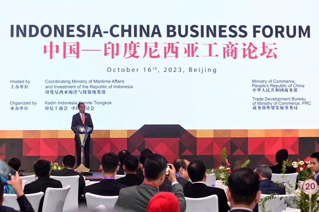 Hadiri Forum Bisnis Indonesia-RRT, Presiden Jokowi: Investasi ke Indonesia Cepat, Tepat