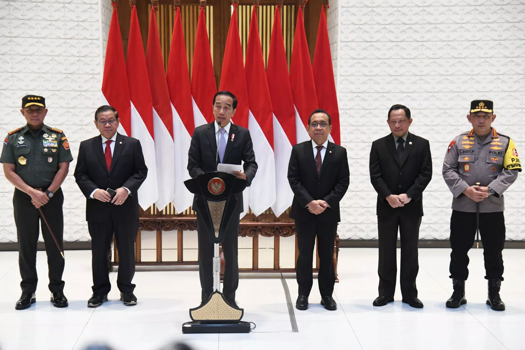 Presiden Jokowi Bertolak Menuju Persatuan Emirat Arab untuk Hadiri KTT COP28