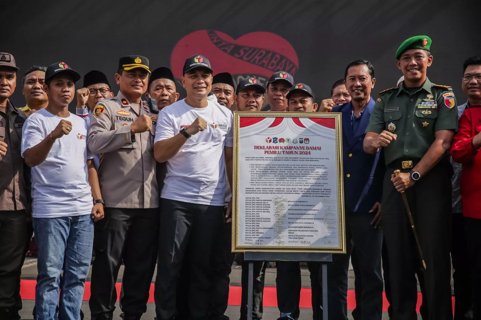 Bawaslu, Forkopimda dan Partai Politik di Surabaya Deklarasi Pemilu Damai 2024