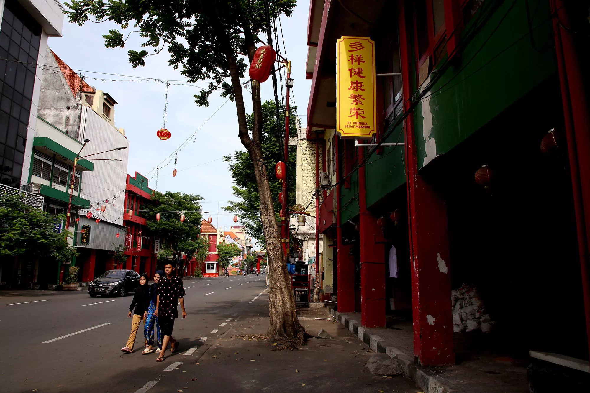 Perkuat Nuansa Chinatown di Kya-Kya Kembang Jepun, Pemkot Surabaya Pasang Papan Bahasa Mandarin