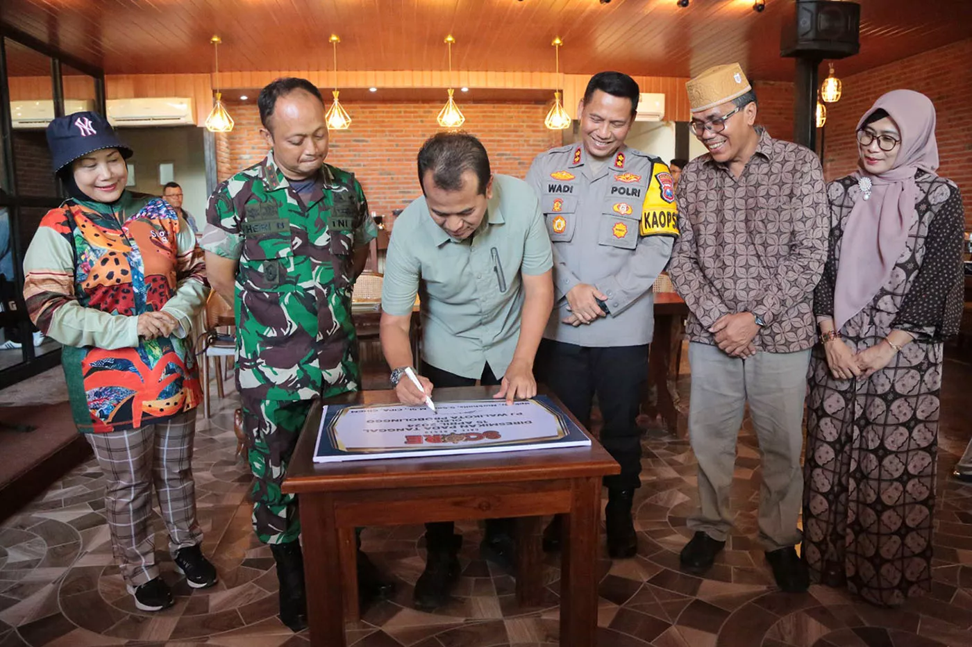 Nurkholis Resmikan Destinasi Baru Wisata Kuliner