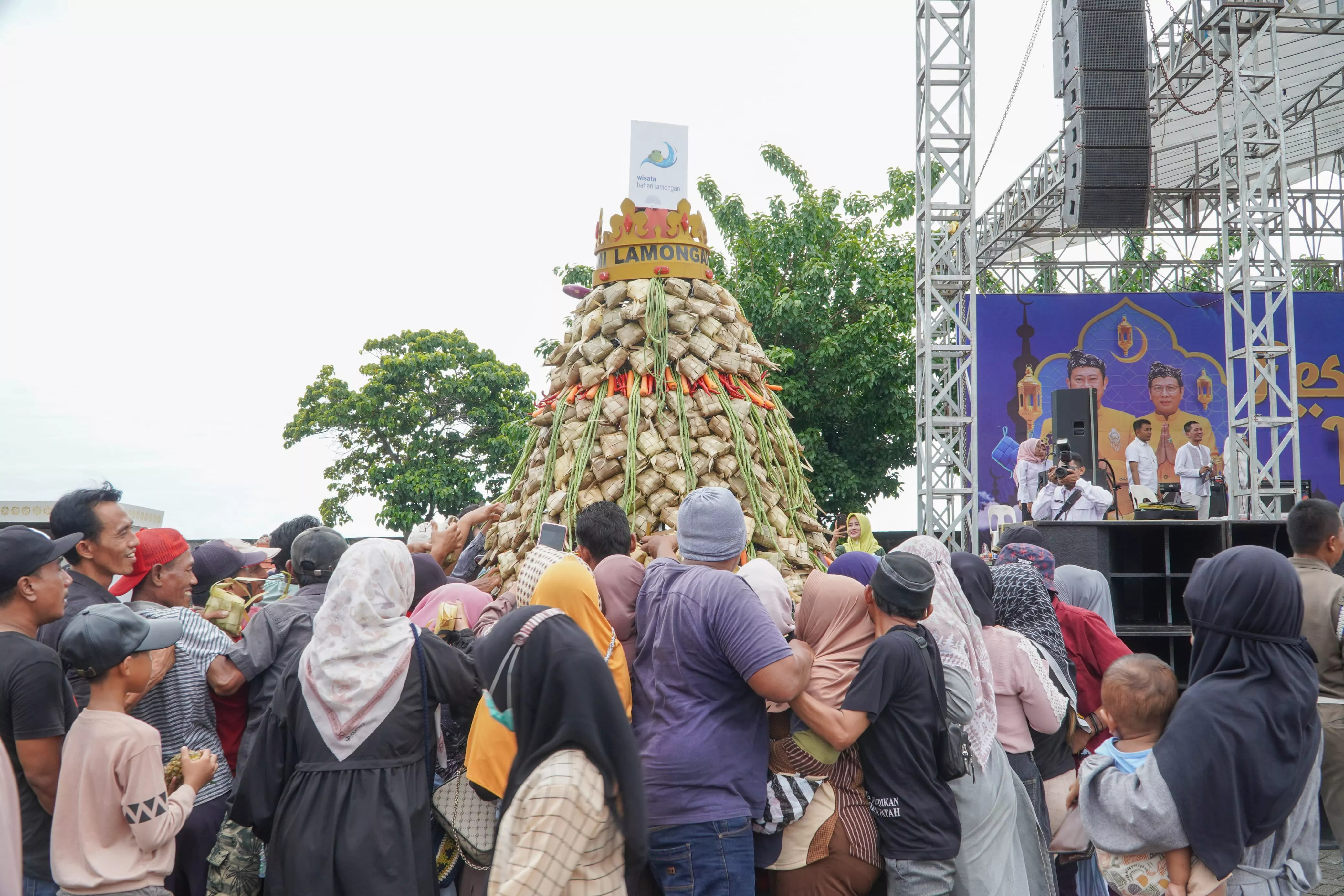 Lestarikan Tradisi dan Promosi Potensi Wisata, Lamongan Gelar Festival Kupatan