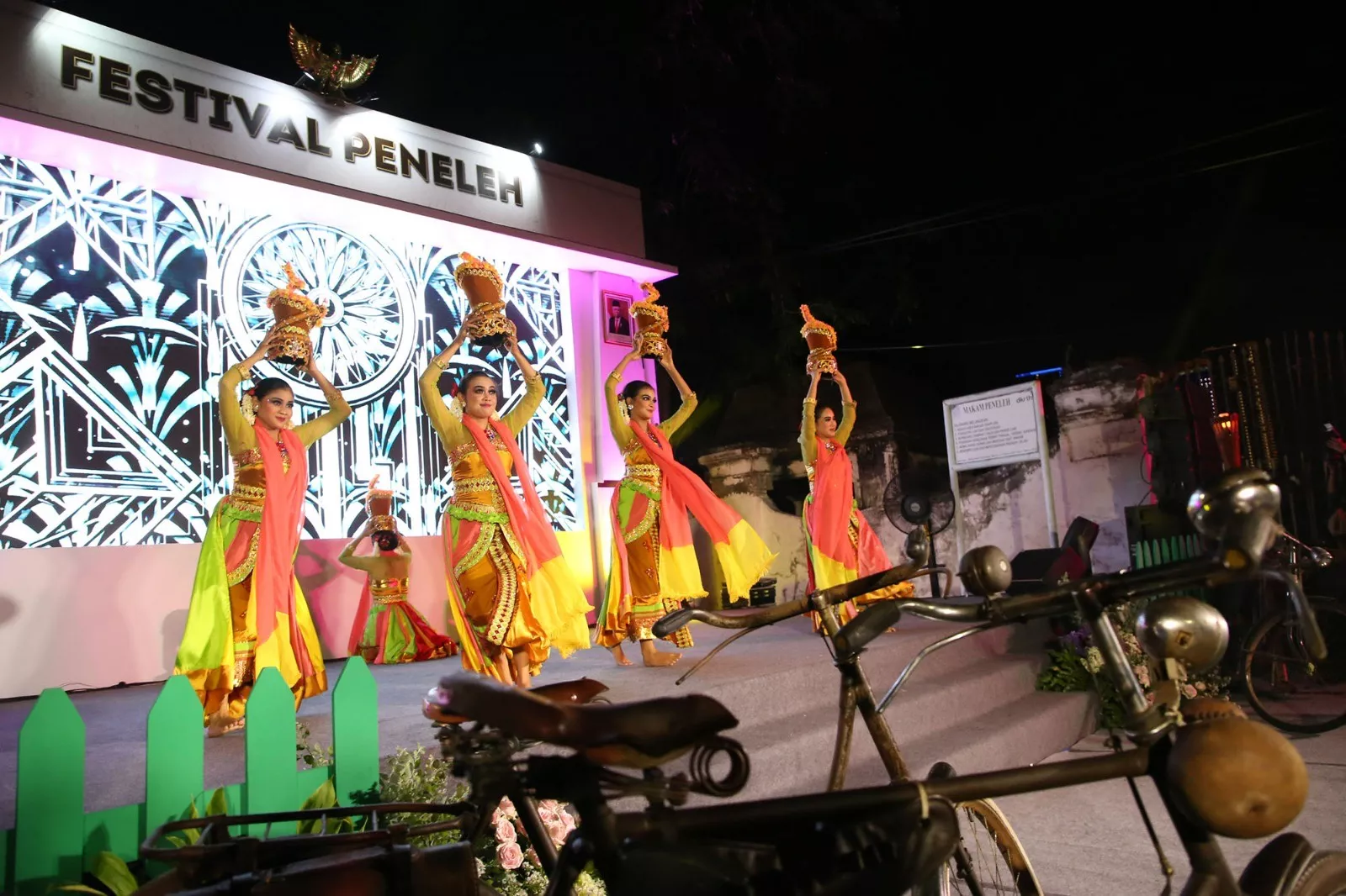 Festival Peneleh 2024 Resmi Dibuka, Angkat Sejarah dan Budaya Surabaya