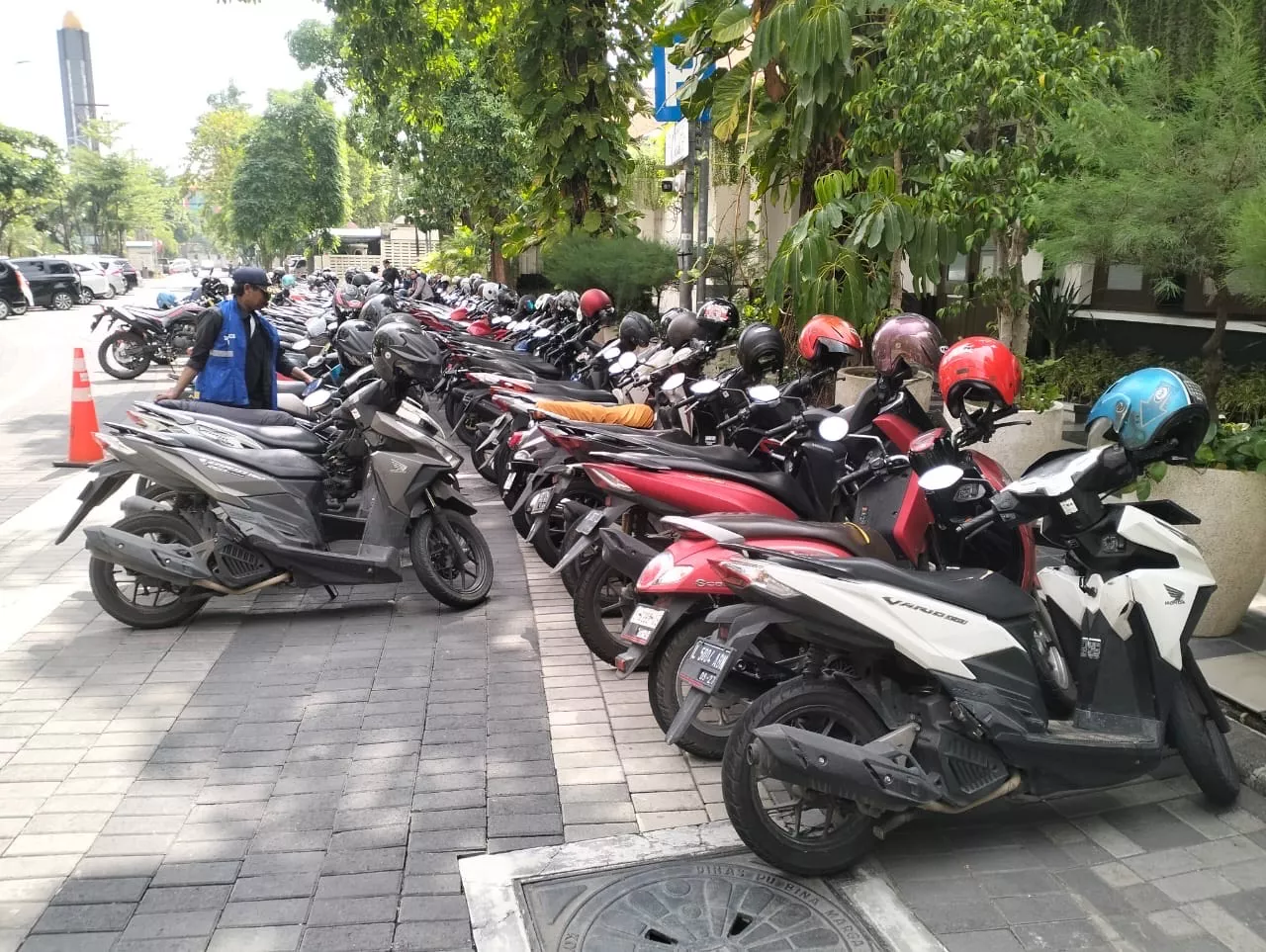 Pemkot Surabaya Tambah Titik Lokasi Parkir Resmi untuk Tingkatkan PAD