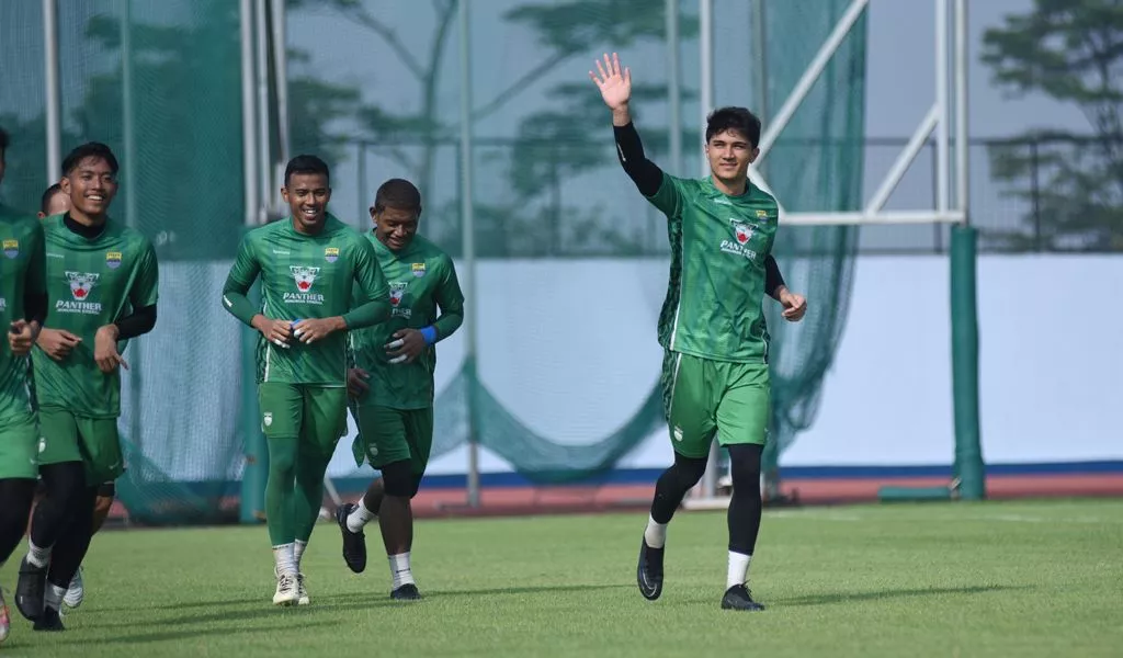 Kevin Mendoza Kembali Berlatih Bersama PERSIB di SPOrT Jabar, Arcamanik