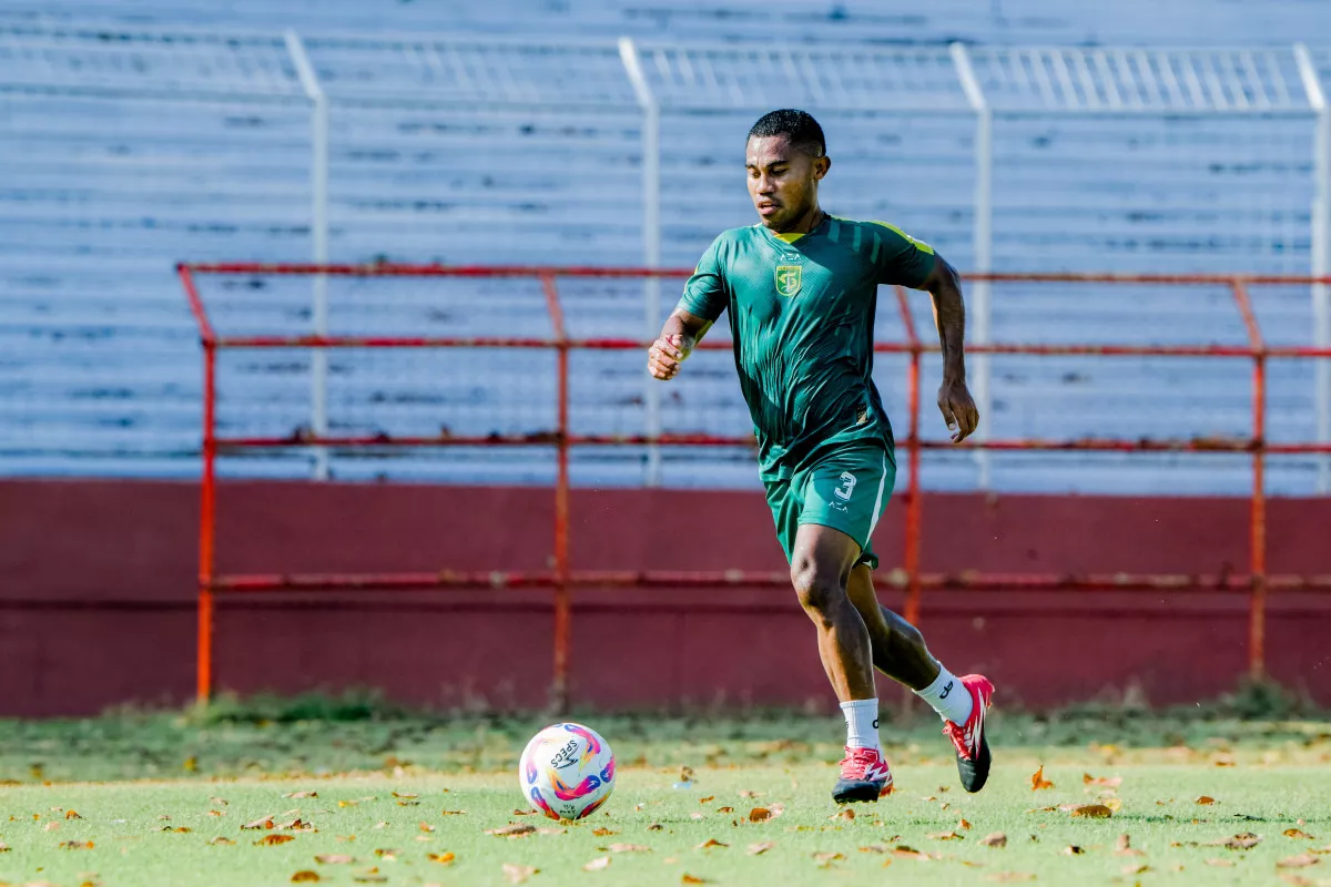 Persebaya Siap Hadapi Barito Putera, Ardi Idrus Optimistis Raih Kemenangan