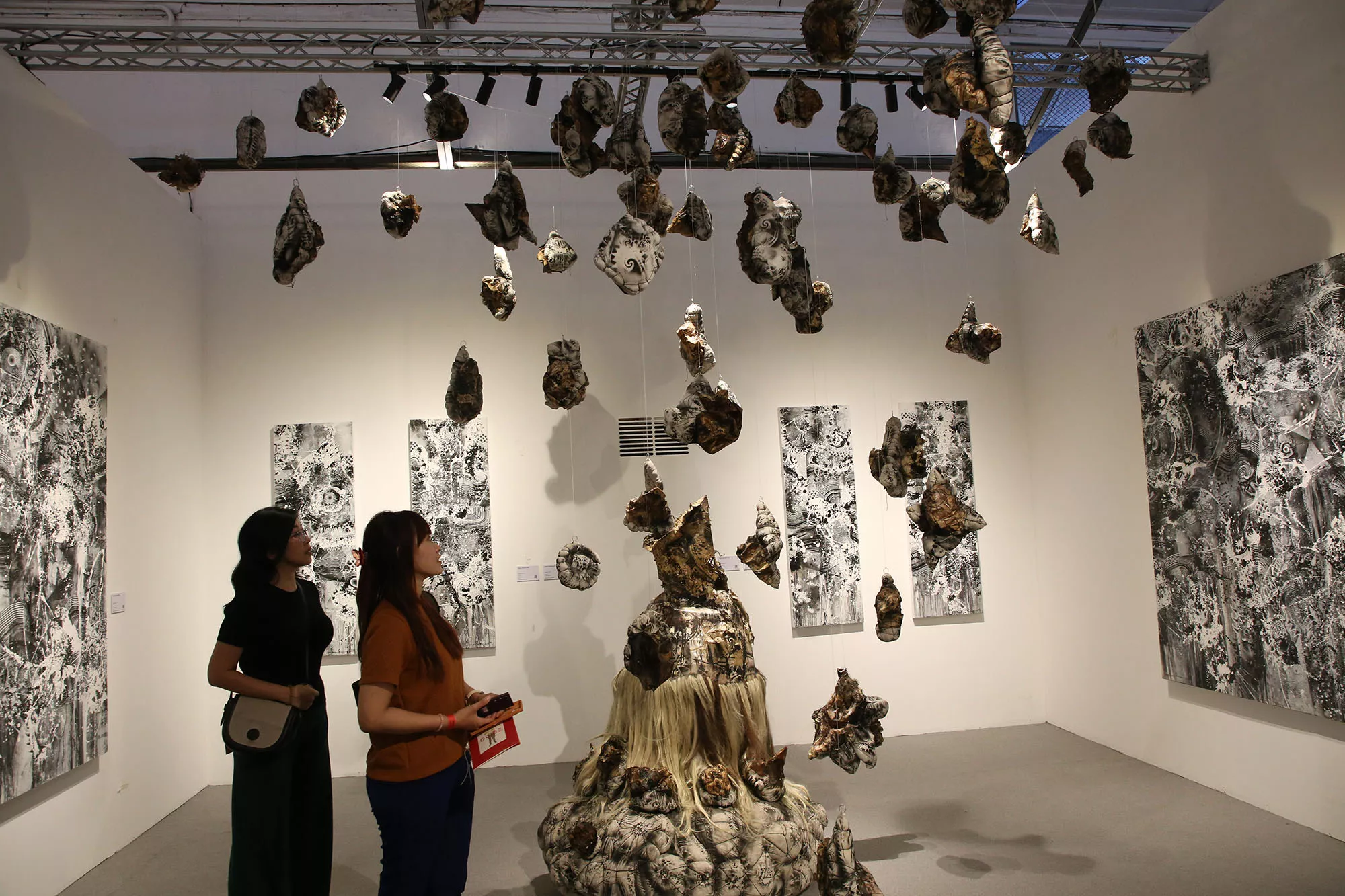 Pameran Seni Rupa ARTSUBS 2024 Resmi Dibuka di Surabaya, Perkenalkan 300 Karya dari 154 Seniman