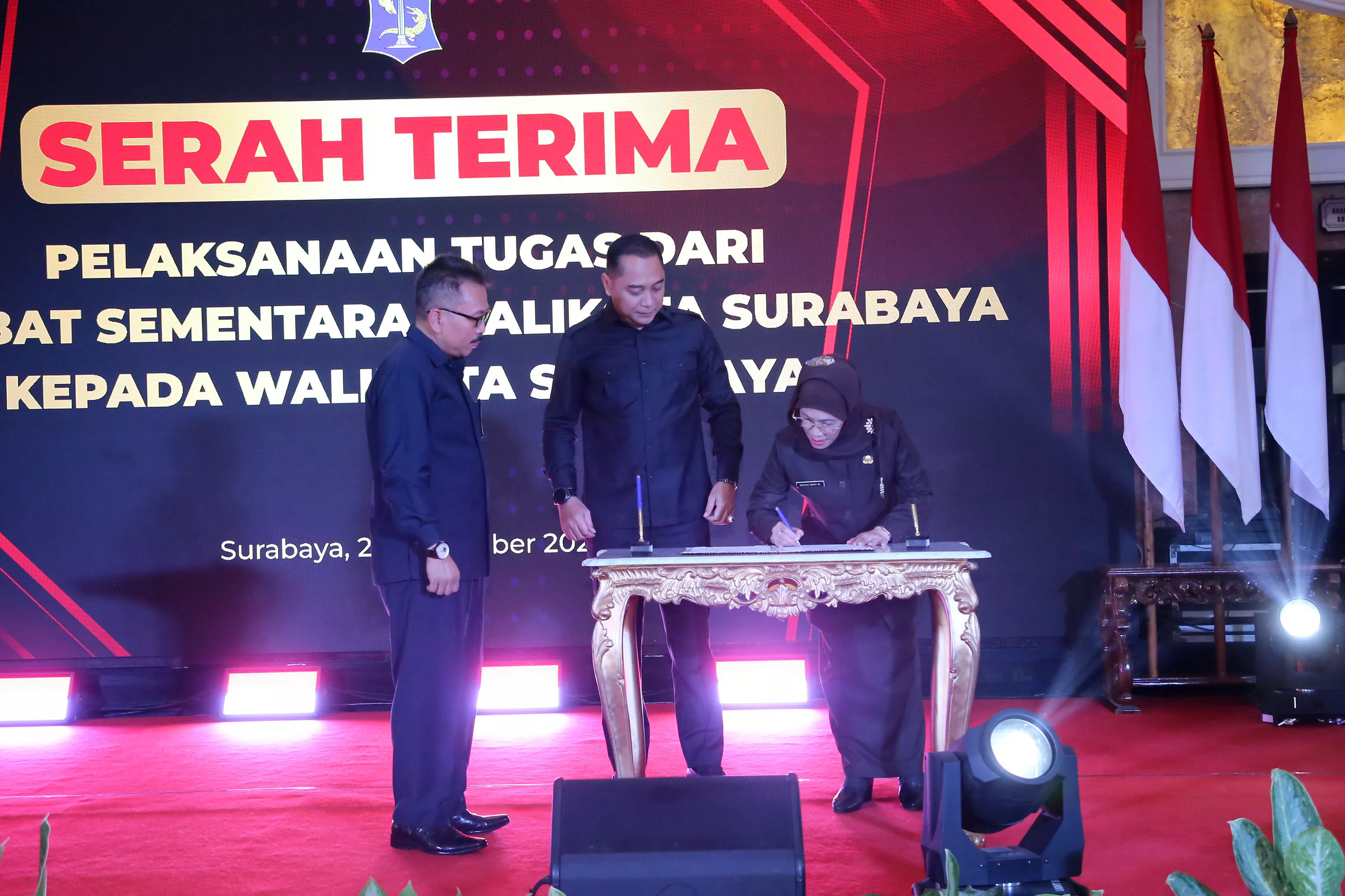 Restu Novi Akhiri Tugas sebagai PJs Wali Kota Surabaya, Serahkan Tongkat Estafet Kepada Eri Cahyadi