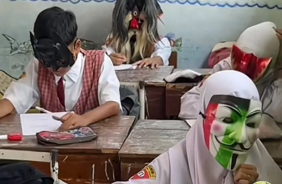 Inovasi Pembelajaran Guru SD di Surabaya dengan Topeng, Dispendik: Mengasah Karakter Kejujuran Siswa