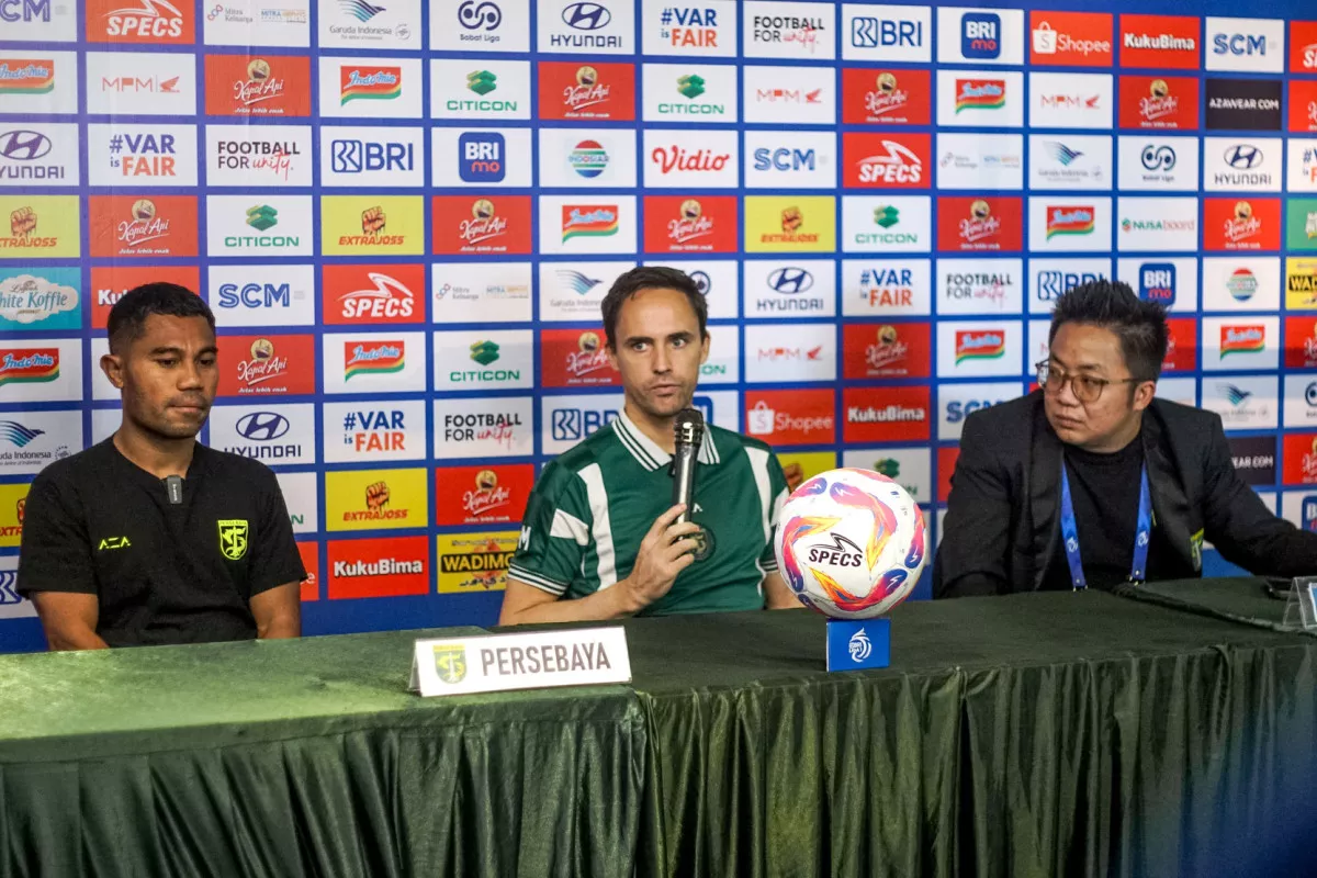 Paul Munster Belum Pastikan Pengganti Bruno Moreira untuk Laga Lawan Persik Kediri