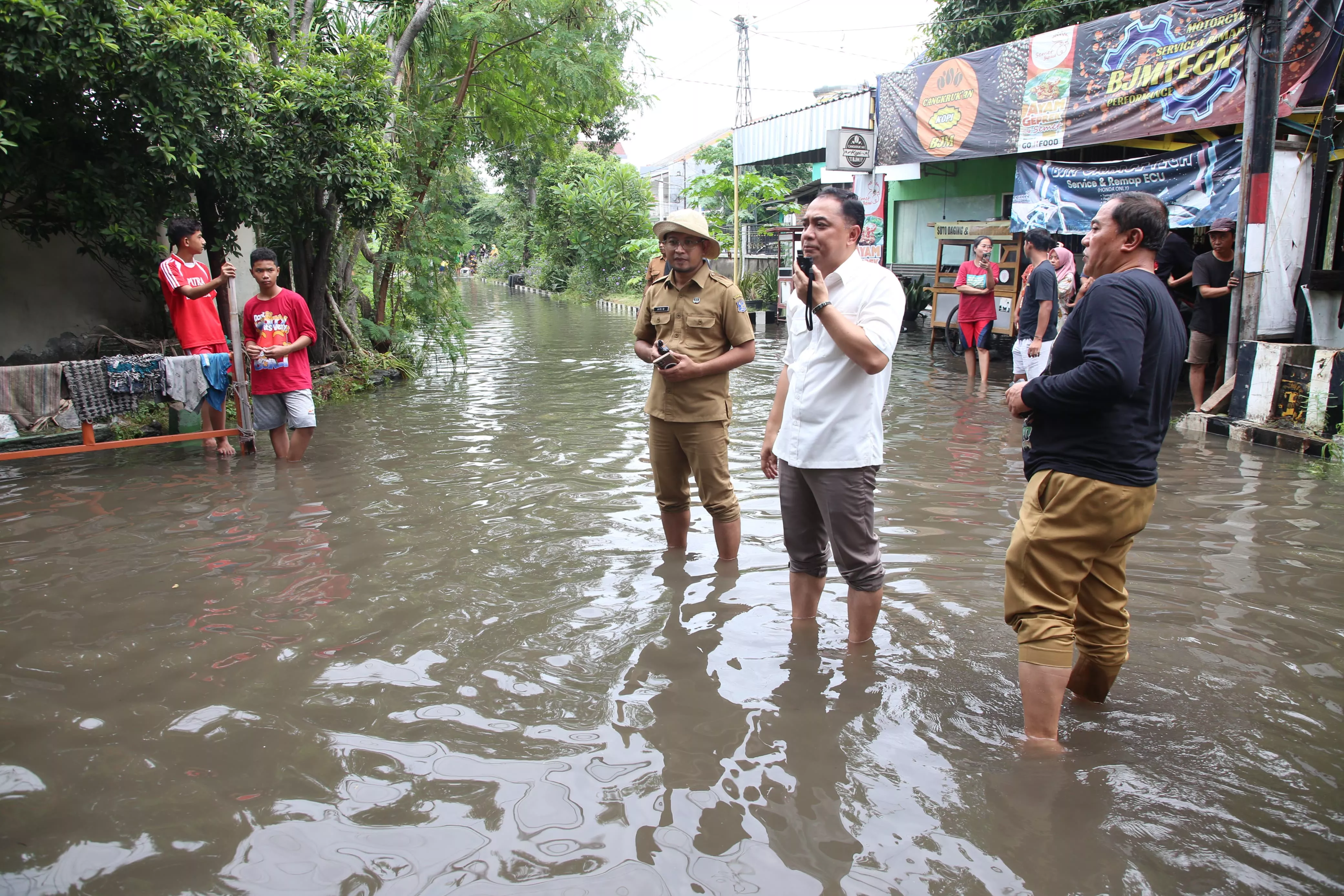 Surabaya Siap Wujudkan Program Prioritas 2025: Infrastruktur, Wisata, dan Penanganan Banjir Jadi Fokus Utama