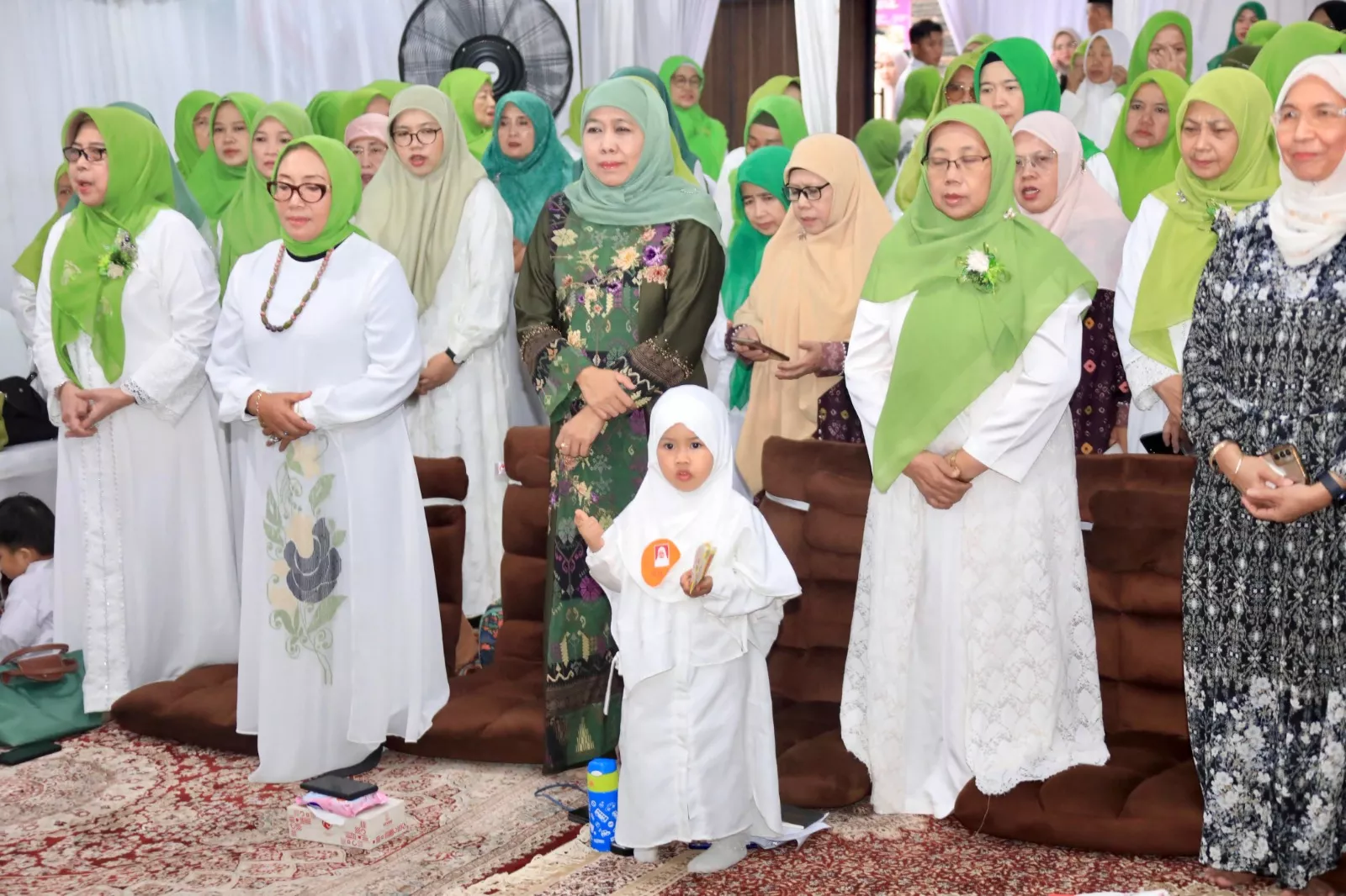 Gubernur Khofifah Hadiri Peringatan Nuzulul Quran dan Pesantren Ramadan Balita