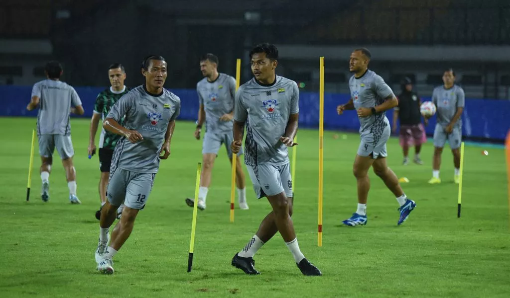 PERSIB Bangkit! Fokus Hadapi Persik Kediri di GBLA