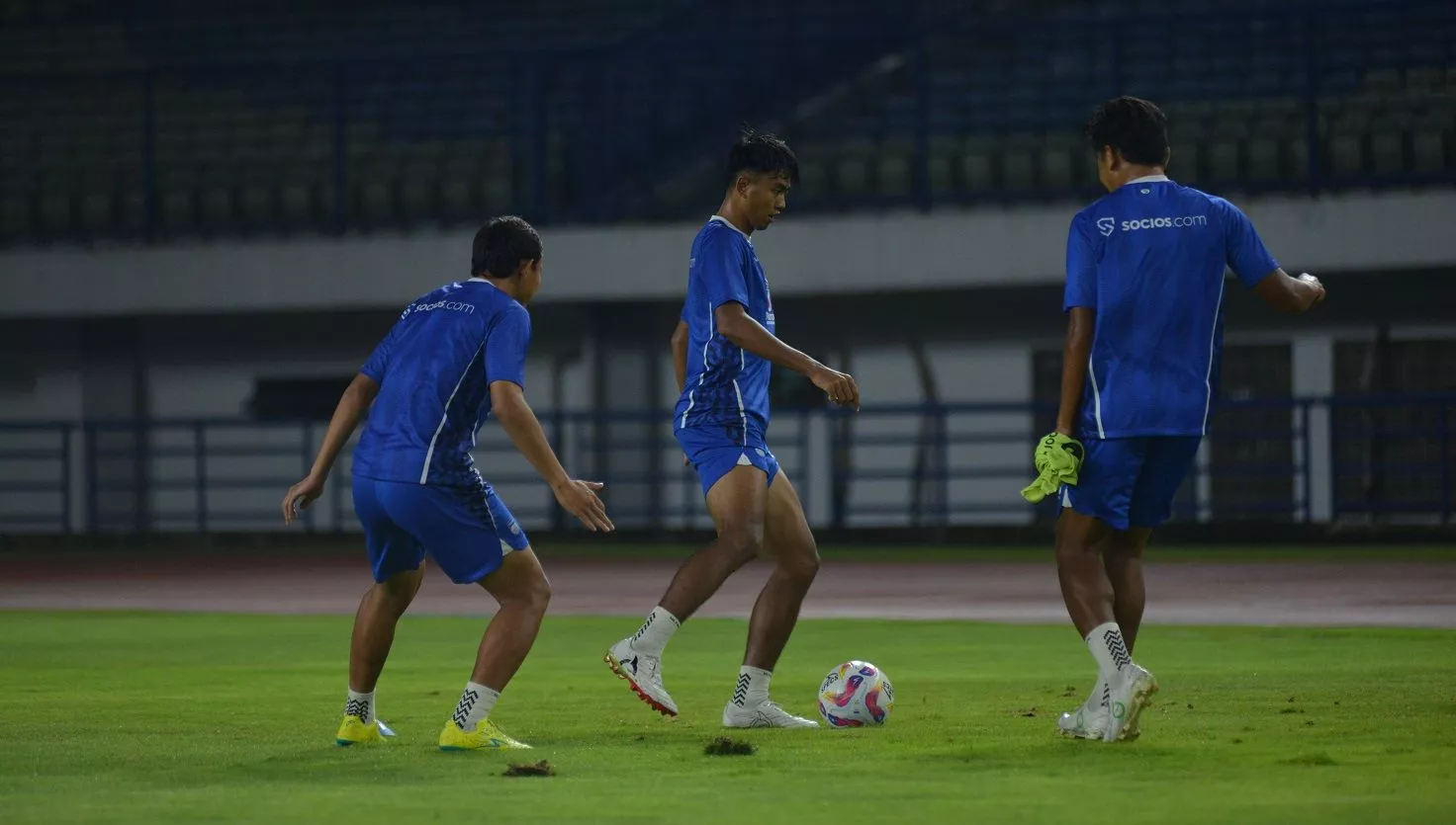 PERSIB Siap Tempur di Padang, Bojan Hodak Pastikan Tim dalam Kondisi Optimal
