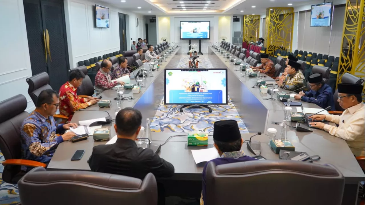 Menag Nasaruddin Umar Tekankan Pelayanan Prima Sejak Embarkasi hingga Tanah Suci