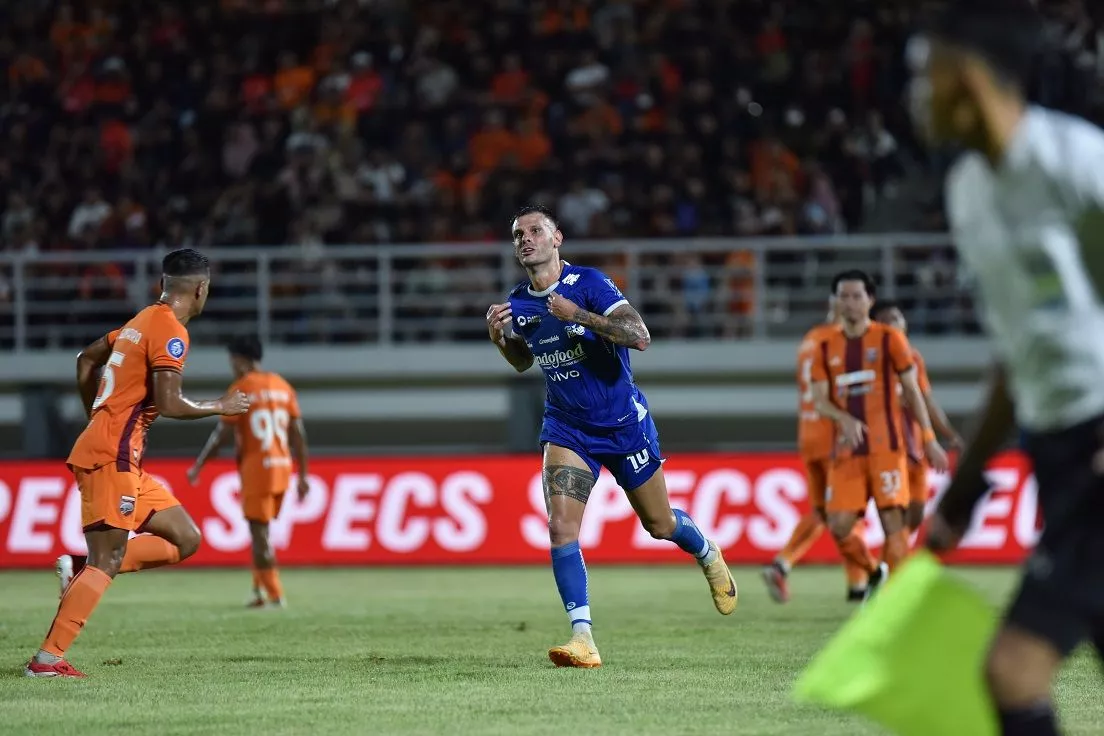 PERSIB Curi Poin di Kandang Borneo FC, Bojan Hodak Sebut Hasil Imbang 2-2 Sebagai "Keadilan di Tengah Krisis"