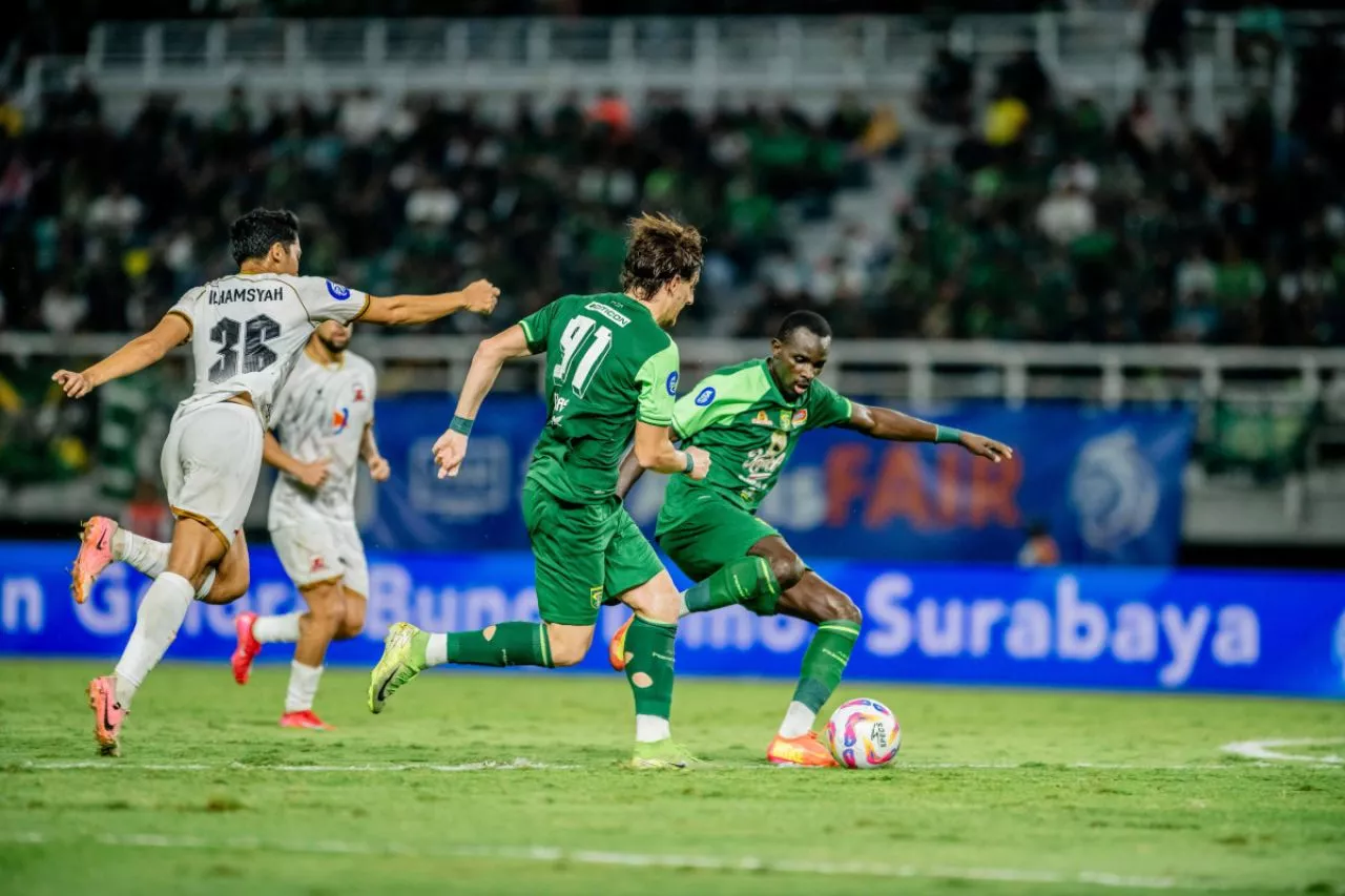 Flavio Silva Antar Persebaya Menangi Derby Suramadu, Bermain 10 Orang Sejak Babak Pertama