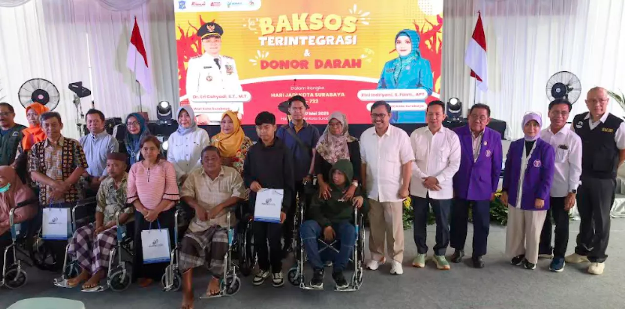 Bakti Sosial Warnai HUT Surabaya, Ribuan Warga Ikut Pemeriksaan Kesehatan Gratis