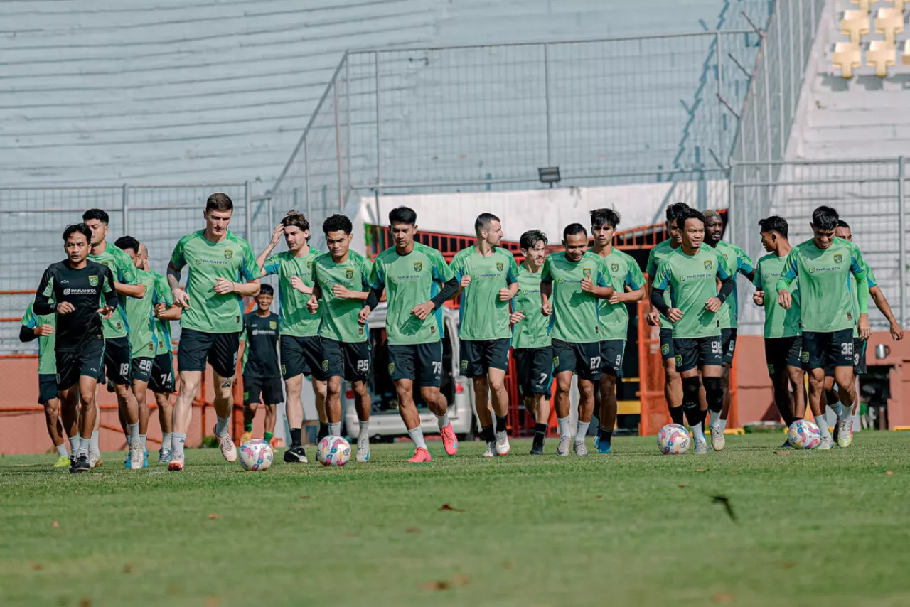 Persebaya Siap Bongkar Pasang Besar-besaran: Evaluasi Total Menyambut Musim Baru
