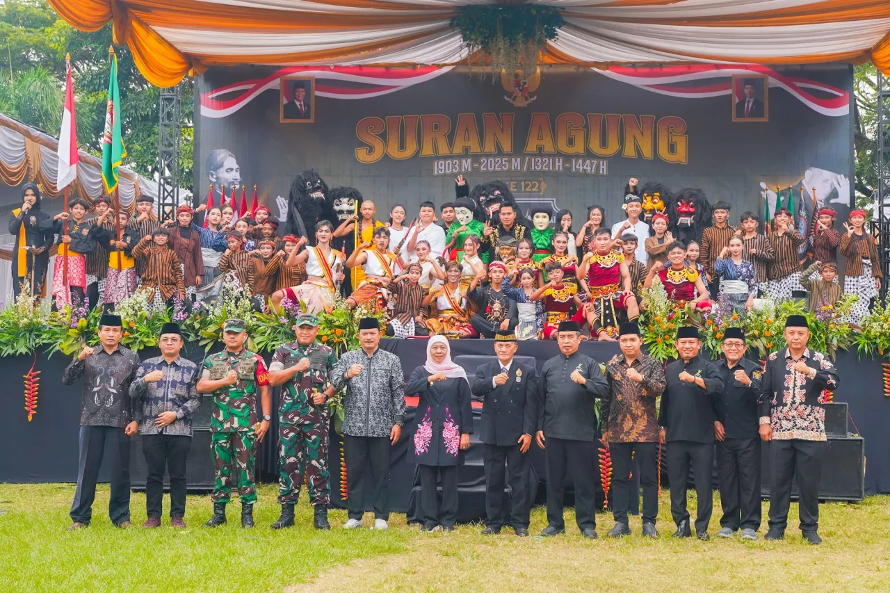 Dalam Aura Suran Agung, Gubernur Khofifah Titip Harapan Besar pada Pendekar PSHW Tunas Muda