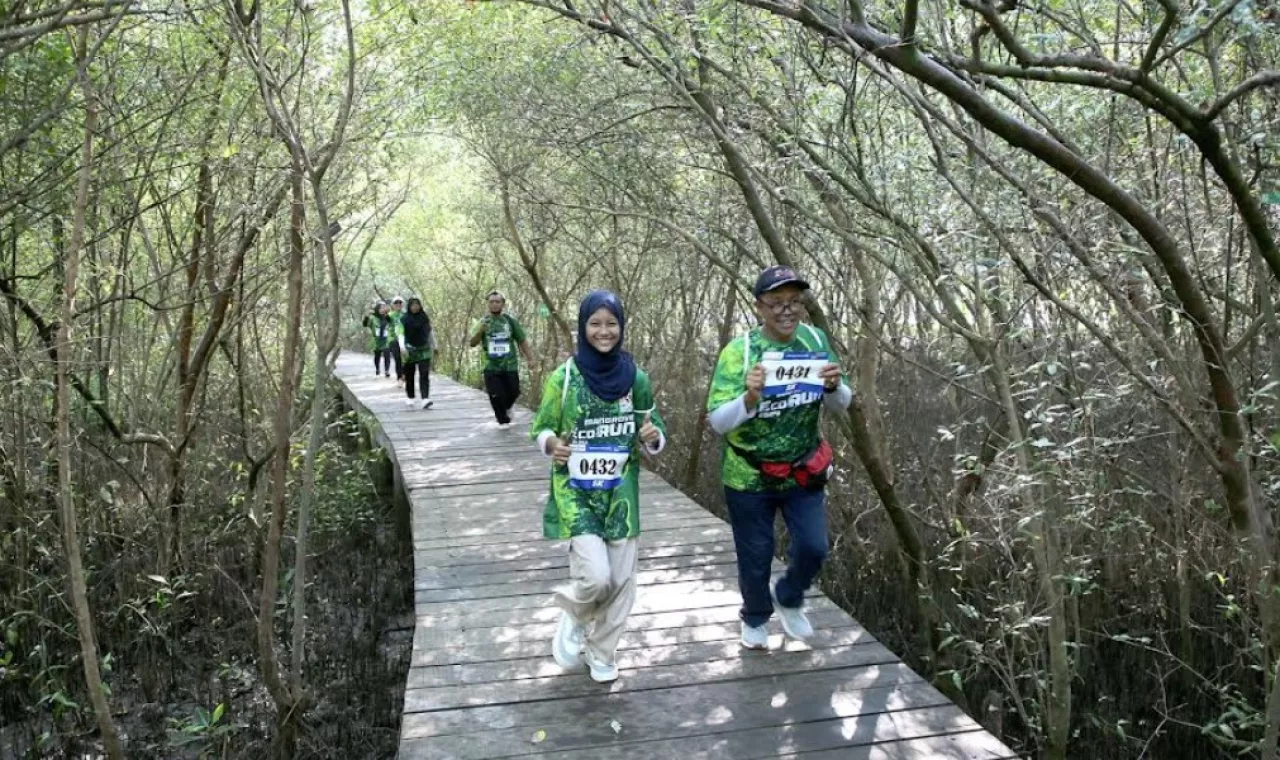 Ragam Edukasi dan Rekreasi Warnai HUT Kedua Kebun Raya Mangrove Surabaya