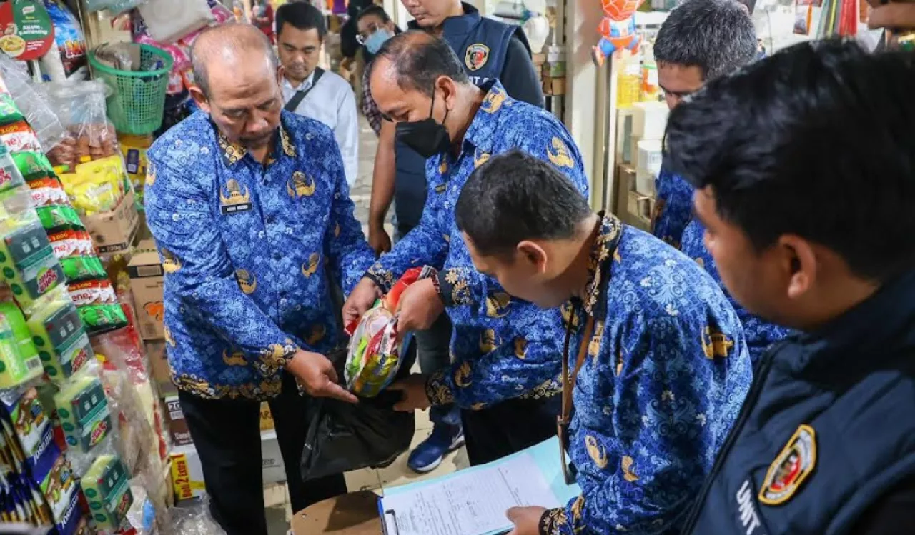 Pemkot Surabaya Perketat Pengawasan Beras Oplosan