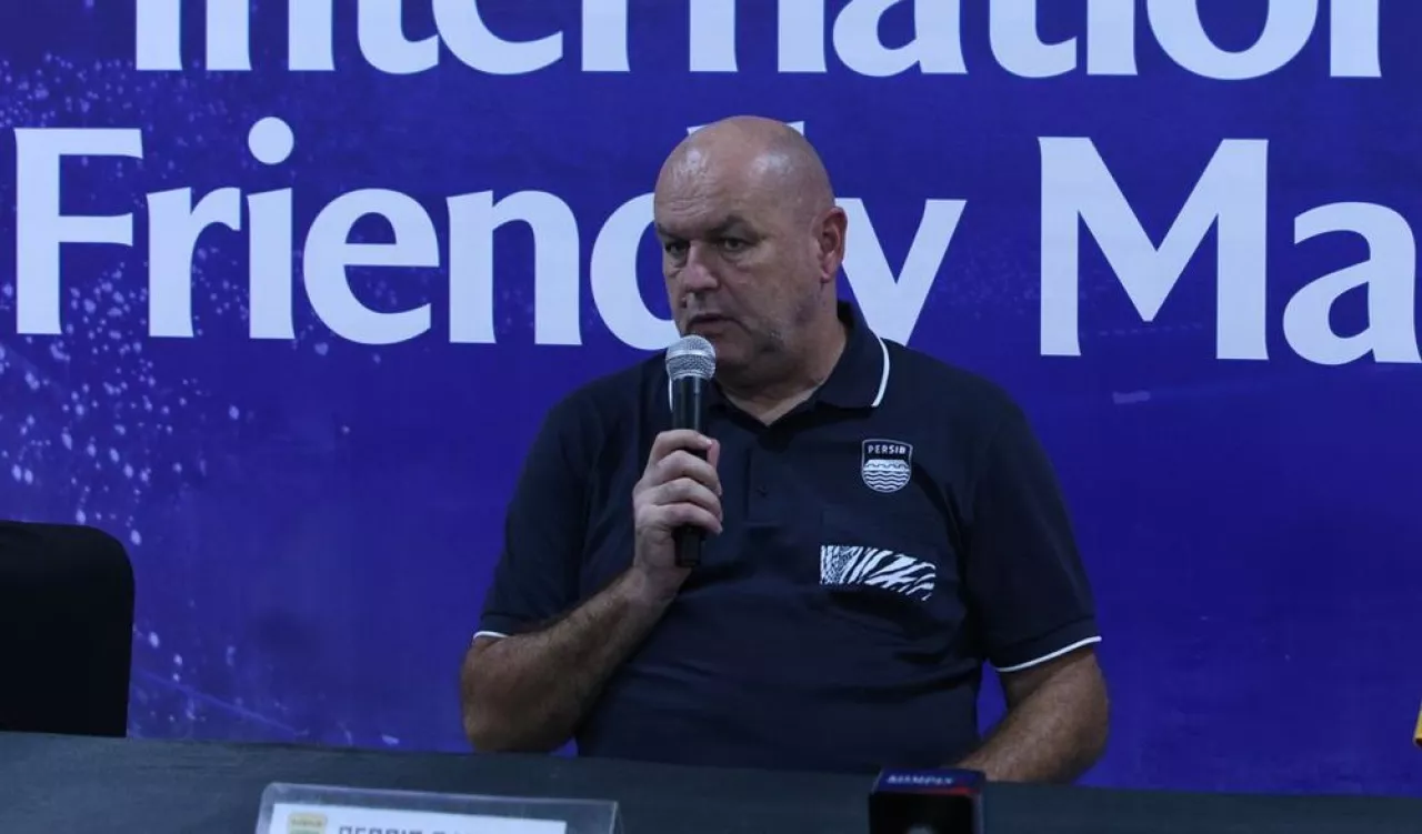 PERSIB Siap Tempur di Laga Pembuka Super League 2025/26, Bojan Hodak Fokus Benahi Lini Belakang