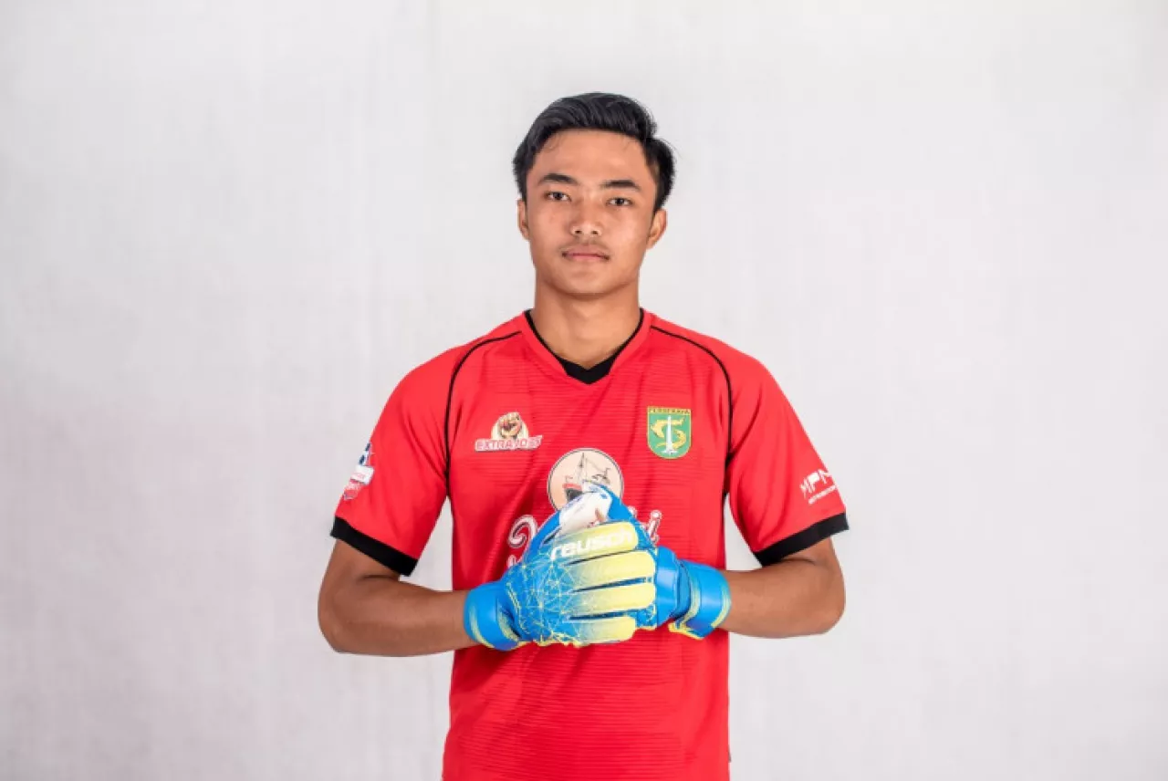 Persebaya Siapkan Laga Panas Kontra Persija, Ernando Kembali Jadi Andalan di Bawah Mistar