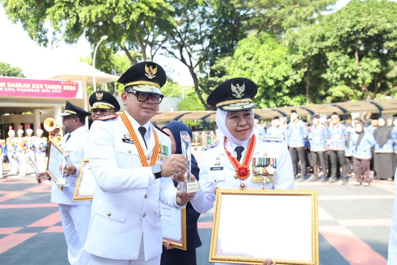Jatim Borong 11 Penghargaan EPPD 2025, Khofifah: Bukti Kinerja dan Sinergi Daerah