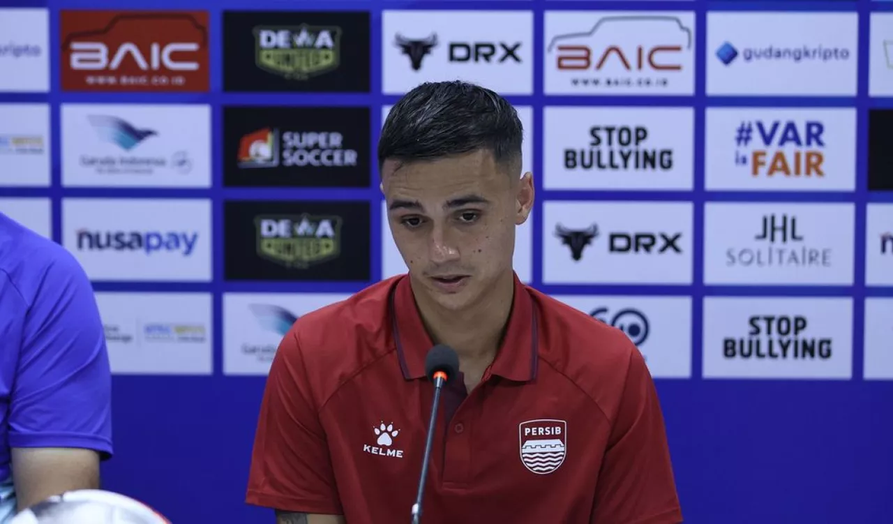 Persib Bangkit dari Tekanan, Eliano Reijnders Soroti Awal Laga yang Kurang Maksimal