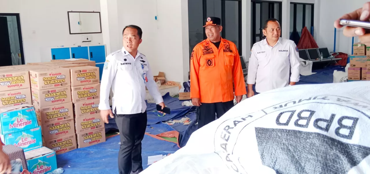 Pemprov Jatim Kumpulkan 100 Ton Bantuan untuk Korban Gempa NTT, Dikirim Lewat Labuan Bajo