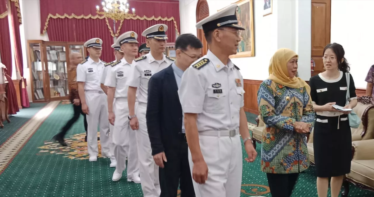 Khofifah Dorong Penguatan Kerja Sama Maritim RI-Tiongkok, Soroti Transfer Teknologi Industri Perkapalan