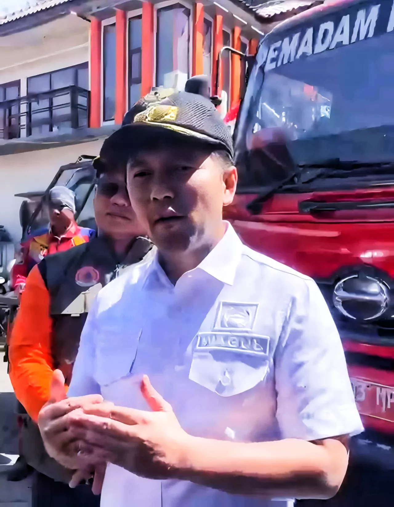 Karhutla Gunung Bromo Meluas, Emil Dardak Ungkap Kendala Pemadaman