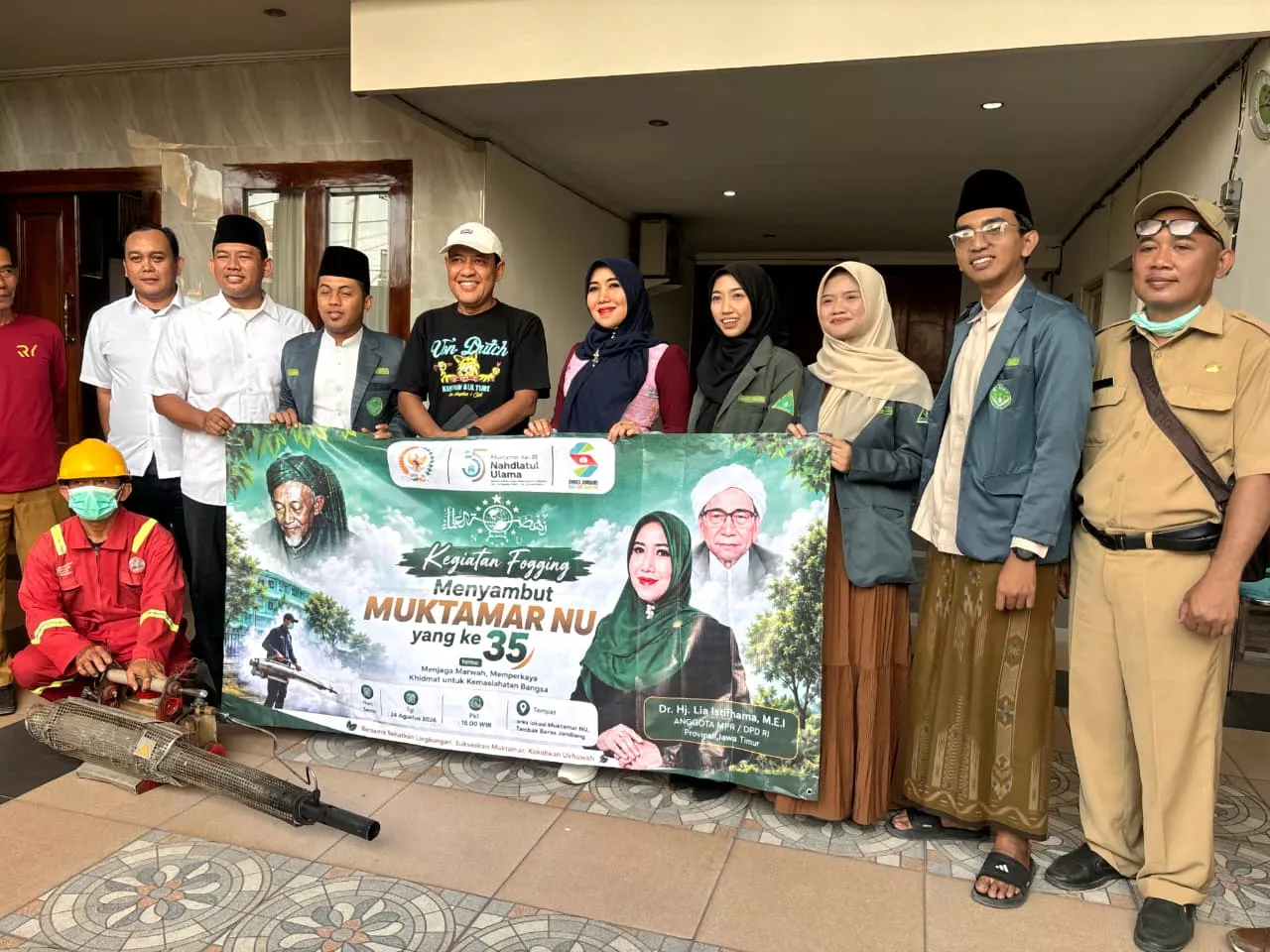 Jelang Muktamar ke-35 NU, Ning Lia Ikut Fogging Pesantren di Tambakberas