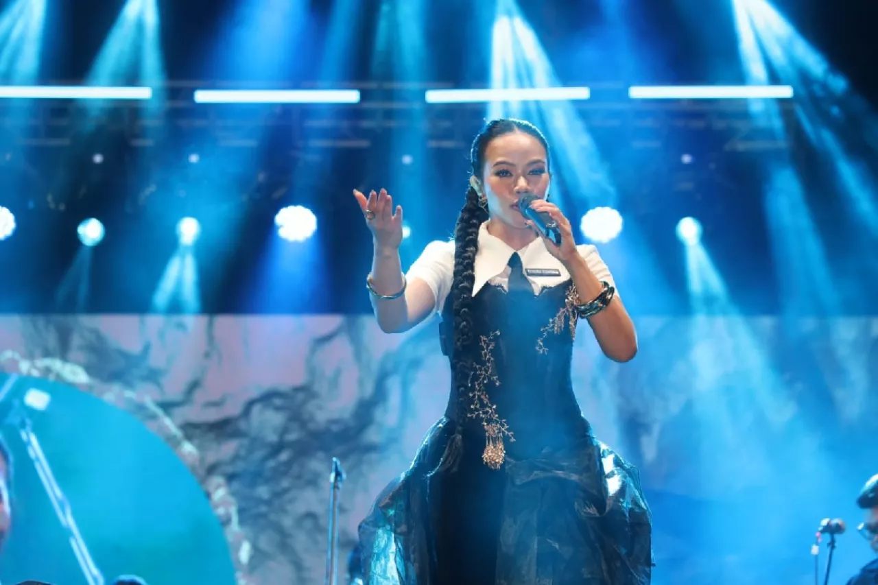 Yura Yunita Bawakan Perdana ‘Pertiwi’ di Campus Expo Untag Surabaya
